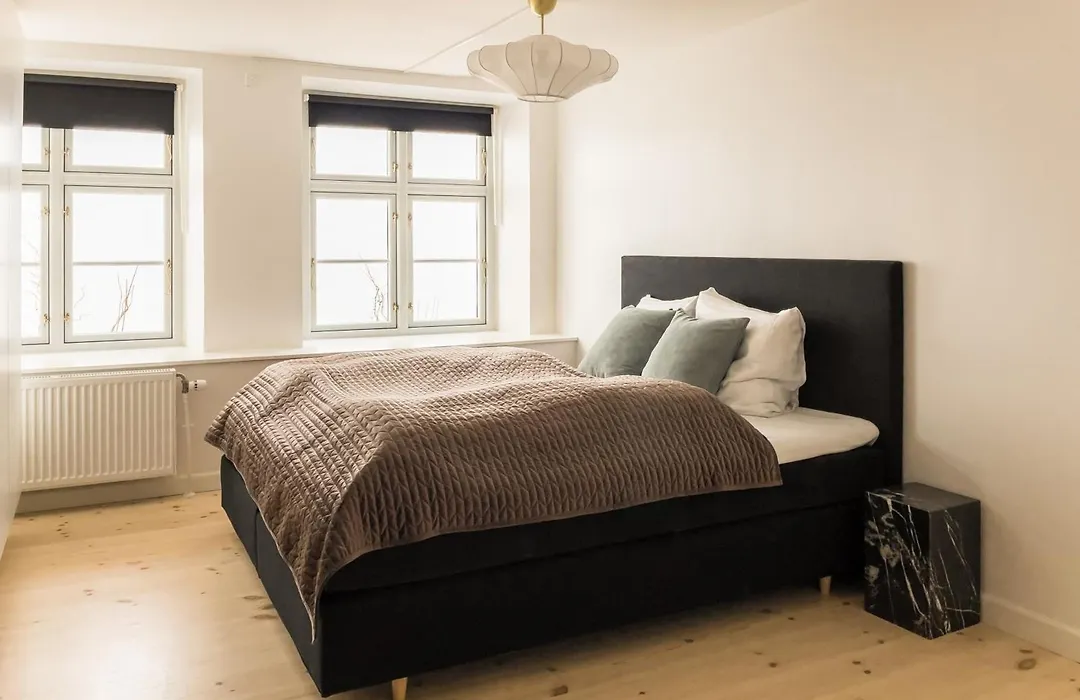 Central City Apartment On Best Location By Round Tower-1